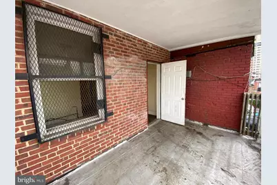 2110 N Charles Street N, Baltimore, MD 21218 - Photo 41