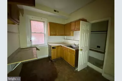 2110 N Charles Street N, Baltimore, MD 21218 - Photo 31