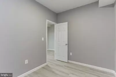 400 Highland Avenue #304, Baltimore, MD 21224 - Photo 11