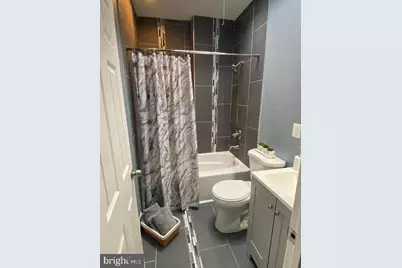 405 Lyndhurst Street, Baltimore, MD 21229 - Photo 5