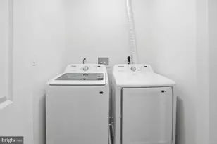 2323 Guilford Ave, Baltimore, MD 21218 - Photo 29