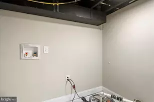 5424 Jonquil Ave, Baltimore, MD 21215 - Photo 25