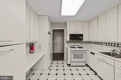 7121 Park Heights Avenue #603, Baltimore, MD 21215 - Photo 11