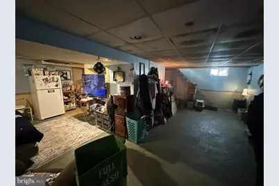 213 10th Avenue, Baltimore, MD 21225 - Photo 5