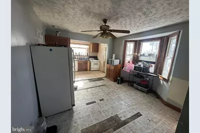 213 10th Avenue, Baltimore, MD 21225 - Photo 15