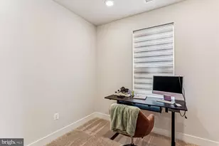 112 Glass Ln, Baltimore, MD 21230 - Photo 39