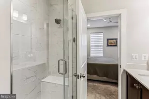 112 Glass Ln, Baltimore, MD 21230 - Photo 21