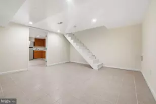 1347 Cambria St, Baltimore, MD 21225 - Photo 15