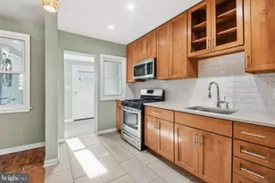 1347 Cambria St, Baltimore, MD 21225 - Photo 7