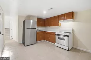 1347 Cambria St, Baltimore, MD 21225 - Photo 17