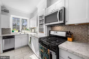 607 Somerset Rd, Baltimore, MD 21210 - Photo 5