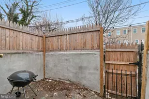 1932 Christian St, Baltimore, MD 21223 - Photo 15