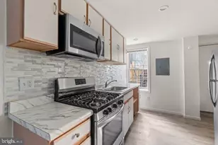 122 S Carlton St, Baltimore, MD 21223 - Photo 9