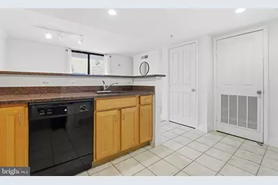 414 Water Street #1304, Baltimore, MD 21202 - Photo 9