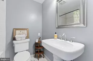 122 W Henrietta St, Baltimore, MD 21230 - Photo 9