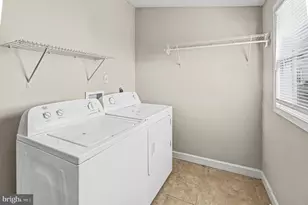 407 W 28th St, Baltimore, MD 21211 - Photo 5