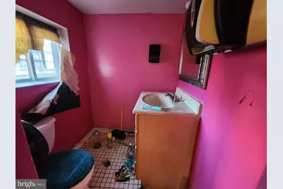 2100 N Fulton Avenue, Baltimore, MD 21217 - Photo 7