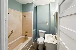 2934 McElderry St, Baltimore, MD 21205 - Photo 11