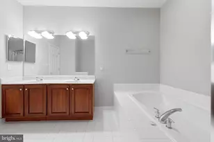 2319 Boston St, Baltimore, MD 21224 - Photo 25