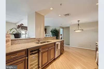 250 President Street #806, Baltimore, MD 21202 - Photo 11