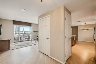 250 President St, Baltimore, MD 21202 - Photo 5