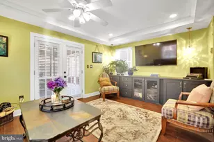 810 E Belvedere Ave E, Baltimore, MD 21212 - Photo 9