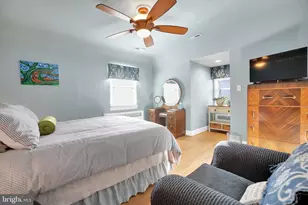 810 E Belvedere Ave E, Baltimore, MD 21212 - Photo 17