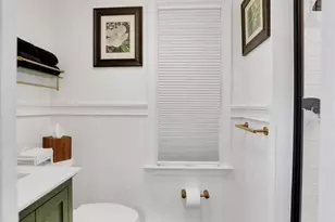 810 E Belvedere Ave E, Baltimore, MD 21212 - Photo 15