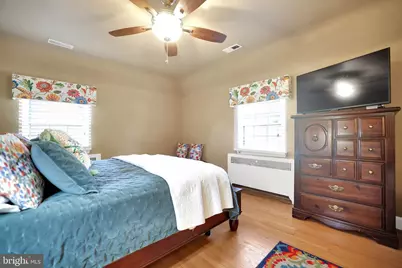 810 E Belvedere Avenue E, Baltimore, MD 21212 - Photo 21