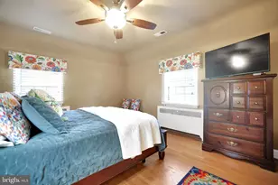 810 E Belvedere Ave E, Baltimore, MD 21212 - Photo 21