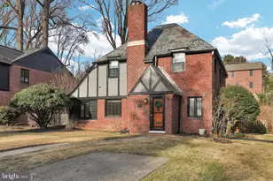 810 E Belvedere Ave E, Baltimore, MD 21212 - Photo 35