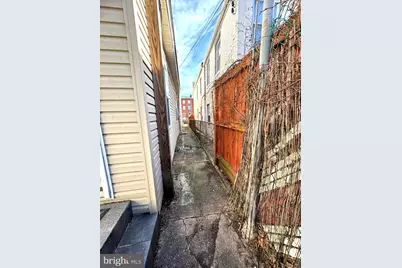 208 Washington S, Baltimore, MD 21231 - Photo 17