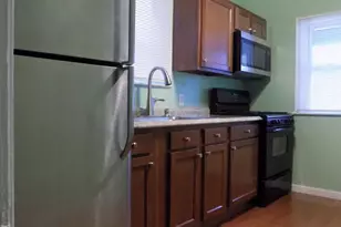 3925 Colborne Rd, Baltimore, MD 21229 - Photo 3