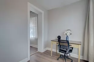 2621 E Oliver St, Baltimore, MD 21213 - Photo 27