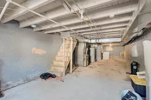 2621 E Oliver St, Baltimore, MD 21213 - Photo 45