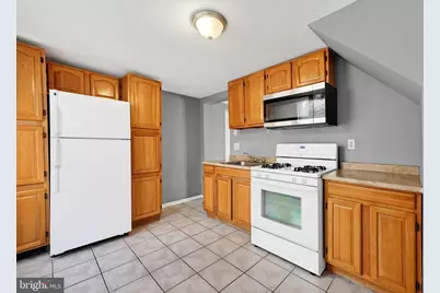 304 S Collins Avenue, Baltimore, MD 21229 - Photo 11
