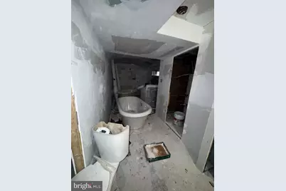 2925 W North Avenue, Baltimore, MD 21216 - Photo 23