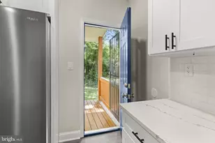 505 McCabe Ave, Baltimore, MD 21212 - Photo 21