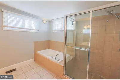 3240 Foster Avenue, Baltimore, MD 21224 - Photo 15