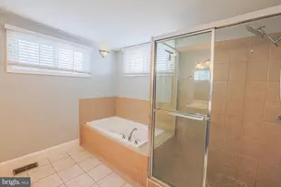 3240 Foster Ave, Baltimore, MD 21224 - Photo 15