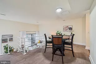 2303 Bayleaf Ct, Baltimore, MD 21209 - Photo 9