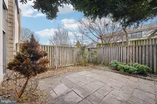 2303 Bayleaf Ct, Baltimore, MD 21209 - Photo 35