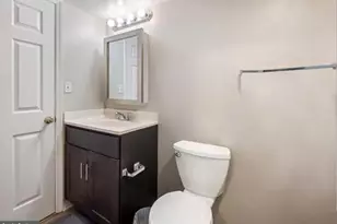 2128 Fleet St, Baltimore, MD 21231 - Photo 7