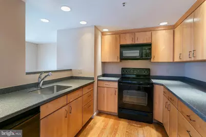 250 President Street #609, Baltimore, MD 21202 - Photo 5