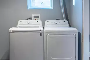 1914 N Forest Park Ave, Baltimore, MD 21207 - Photo 29