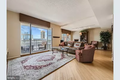 250 President Street #806, Baltimore, MD 21202 - Photo 3