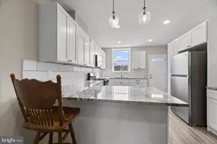 29 N Clinton St, Baltimore, MD 21224 - Photo 3