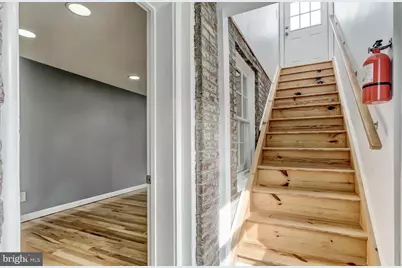 1049 S Charles Street, Baltimore, MD 21230 - Photo 29