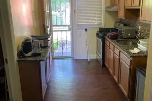 909 E Lake Ave, Baltimore, MD 21212 - Photo 5