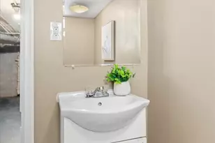 1017 Sterrett St, Baltimore, MD 21230 - Photo 23